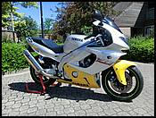 06-10 Sandra haar motor weer up and running